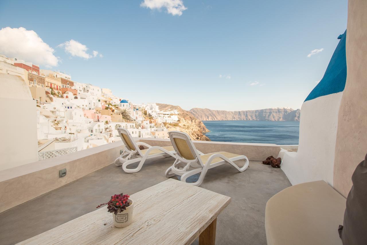 The Dream Santorini Hotel Oia  Exterior photo